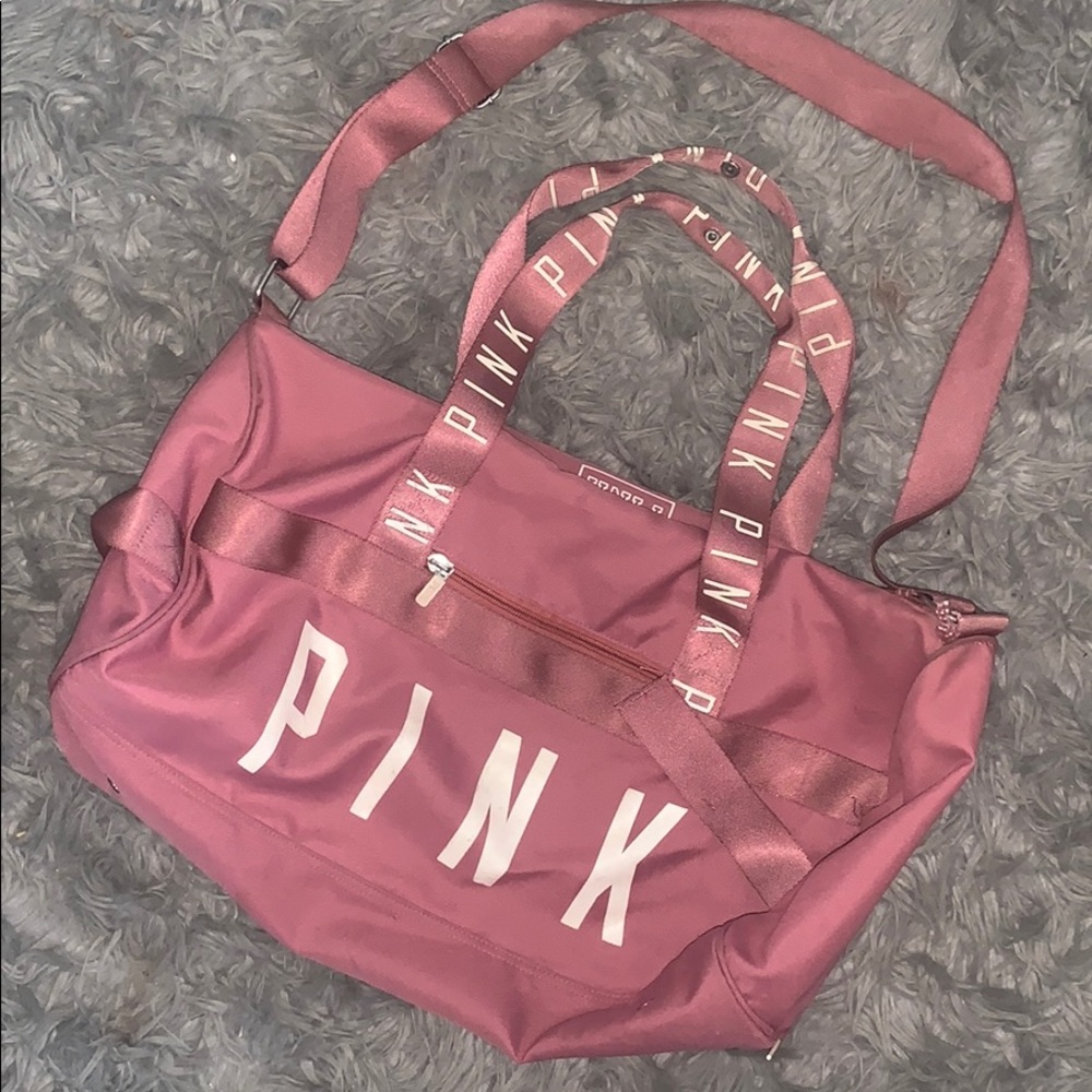 PINK VICTORIA SECRET DUFFLE BAG